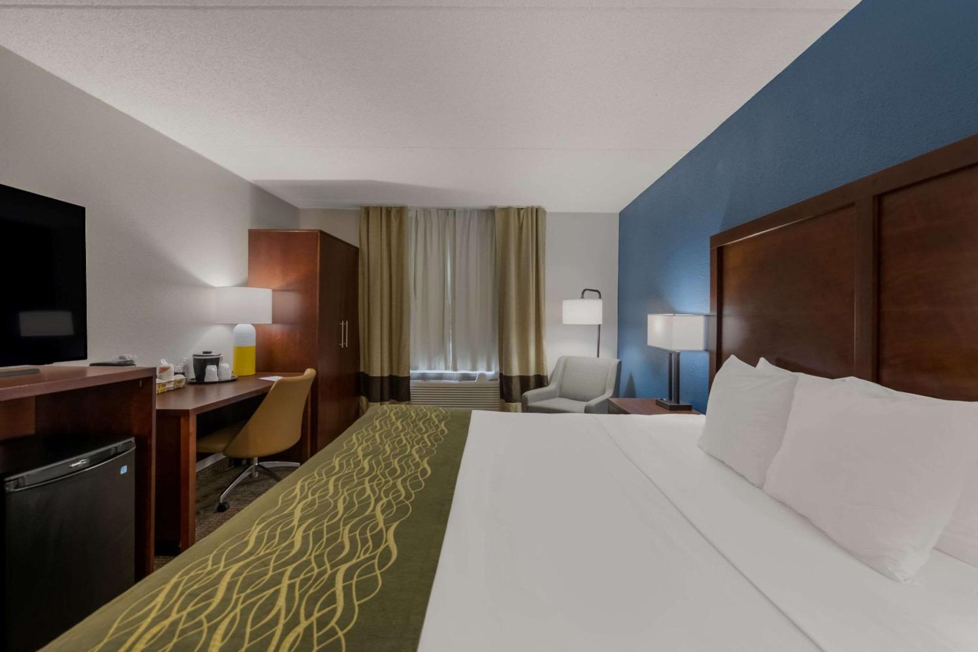 Comfort Inn Newport News - Hampton I-64 Exterior photo